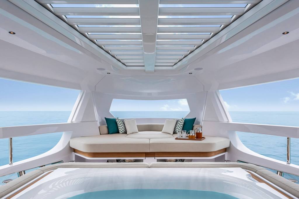 Ferretti INFYNITO 90 ile Denizlerde Benzersiz Bir Deneyim