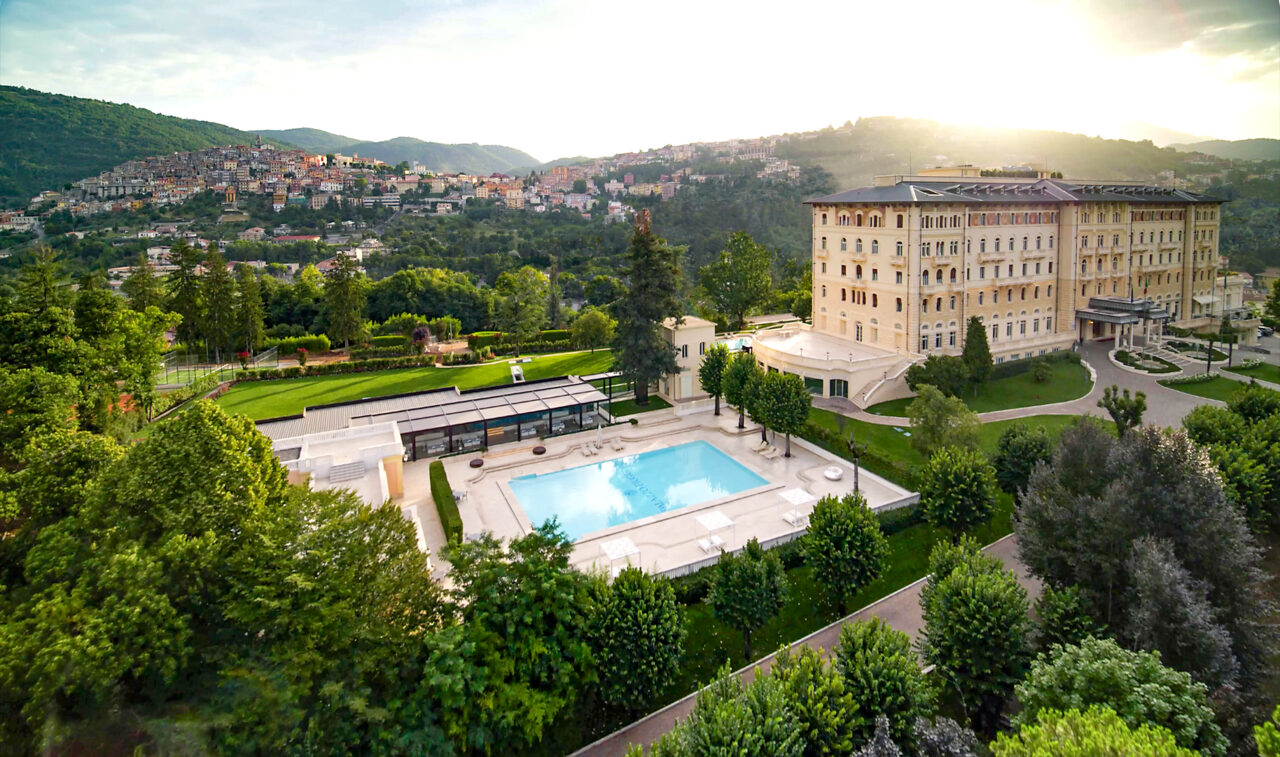 Palazzo-Fiuggi-İtalya’da-Lüks-ve-Sağlıkla-Yenilenin