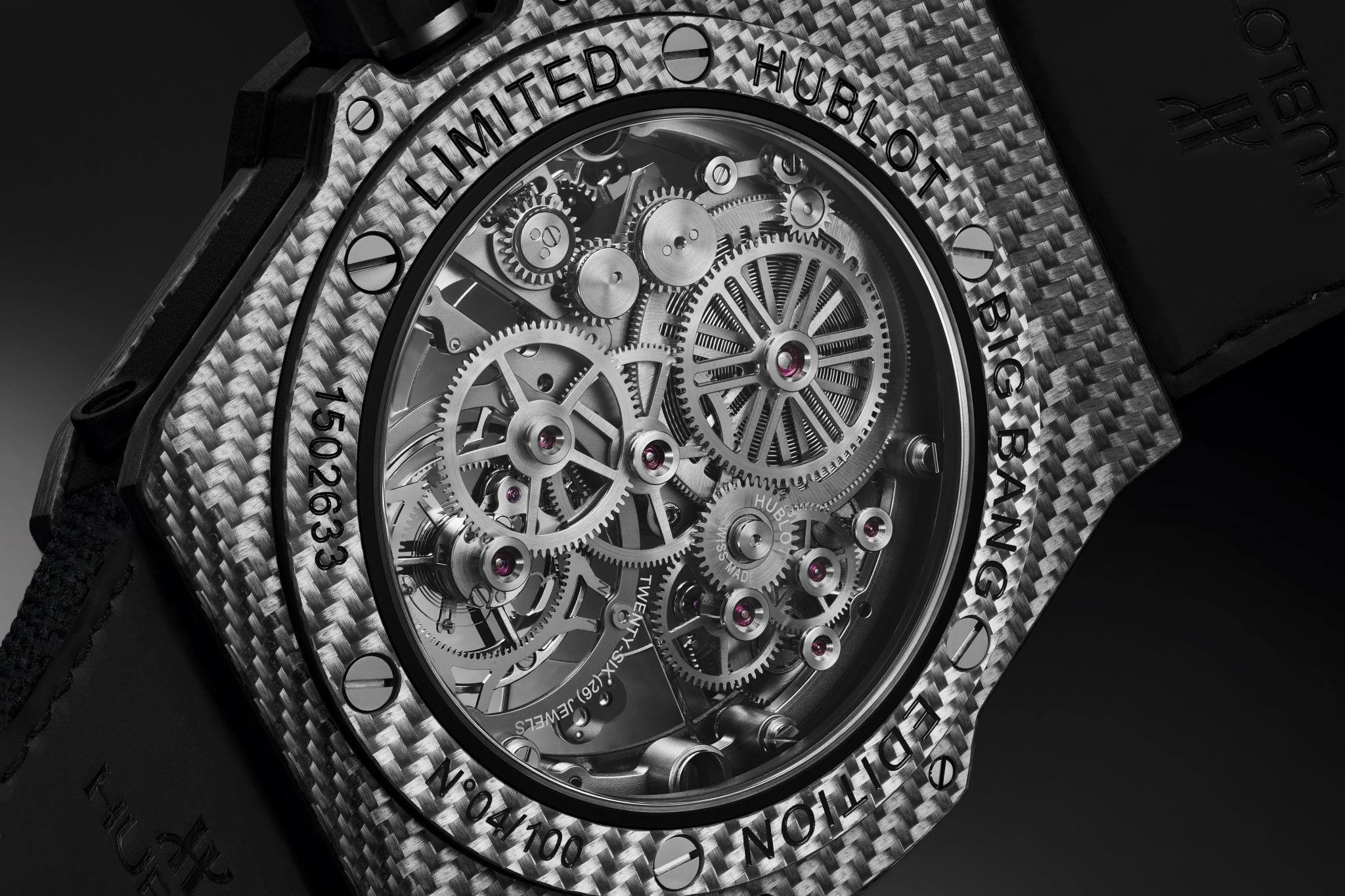 Hublot-Big-Bang-Tourbillon-Carbon-Modern-Tasarımın-Zirvesi
