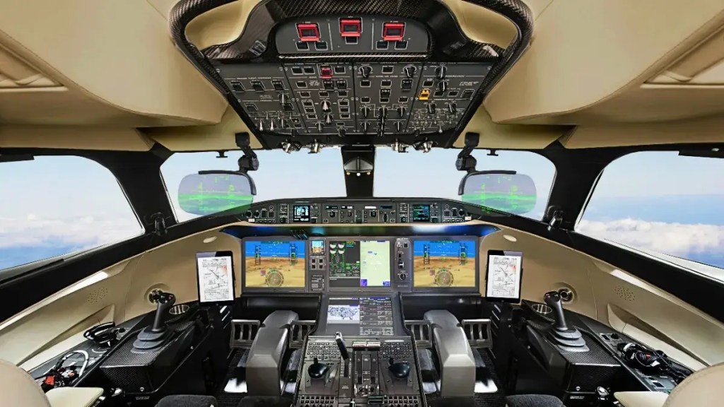 Bombardier-Global-8000-Kokpit
