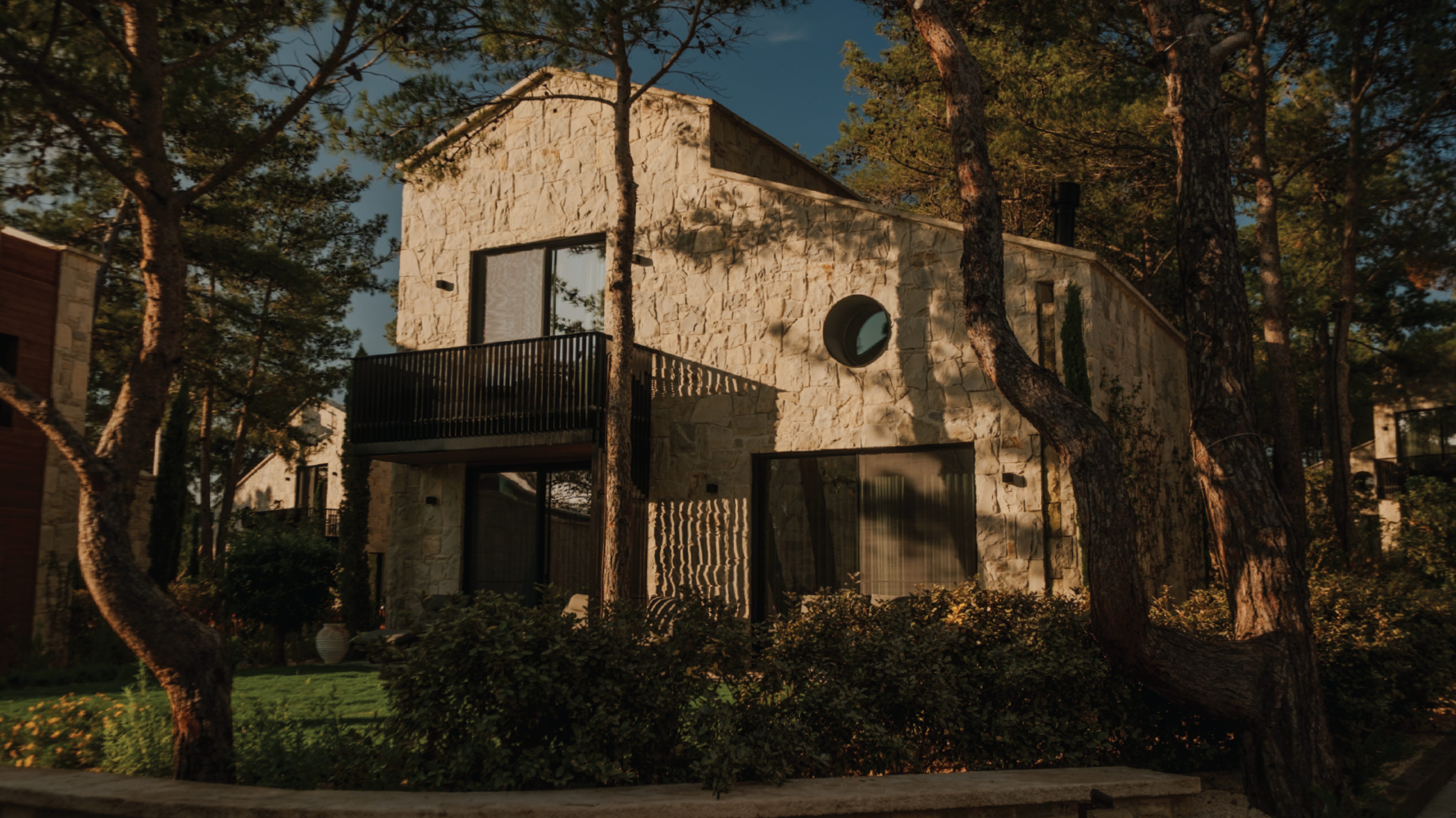 Uzum-Baglarinin-Kalbinde-Yeni-Bir-Konaklama-Deneyimi-KeyUrla